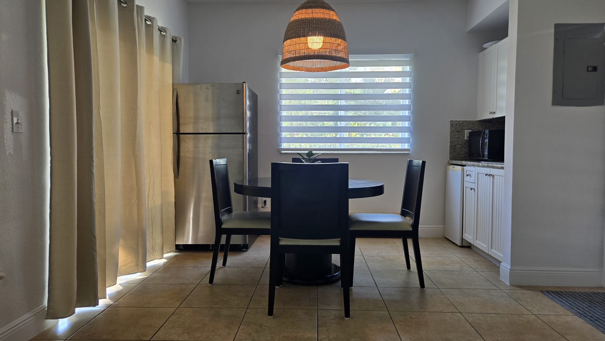 Studio33312-Dinning
